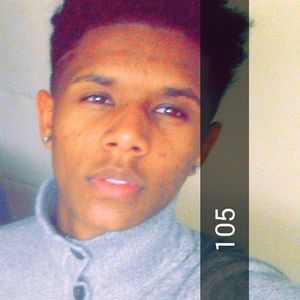 Meet your Posher, Carlos